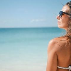 Melanoma risk in young Australians goes beyond the burn